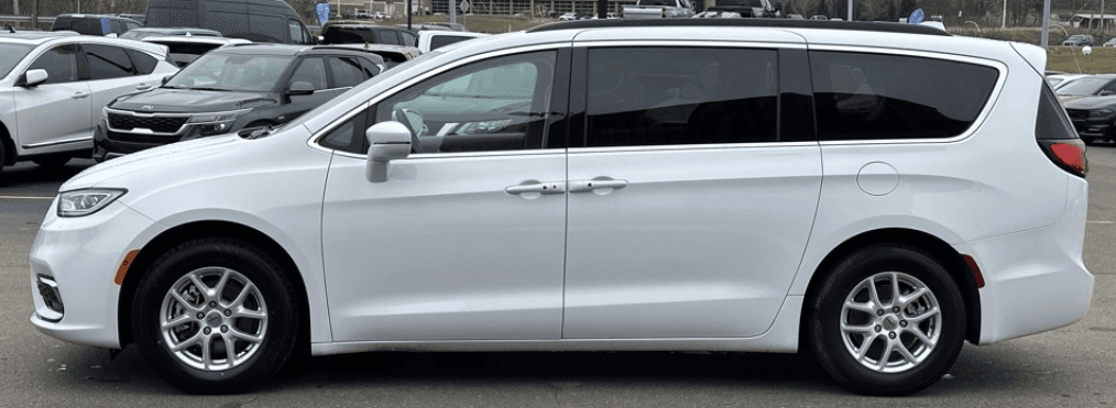 Discover Used Minivans Near You at R&B Car Company