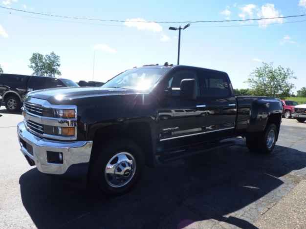 The Difference Between Diesel Trucks and Gas