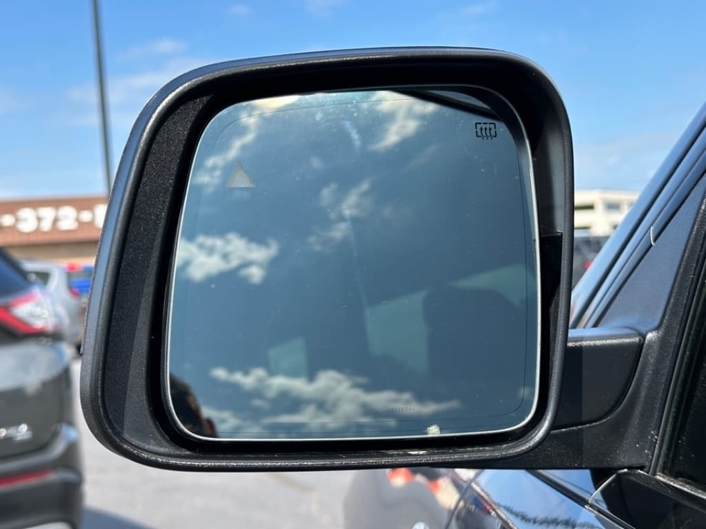 View 32
